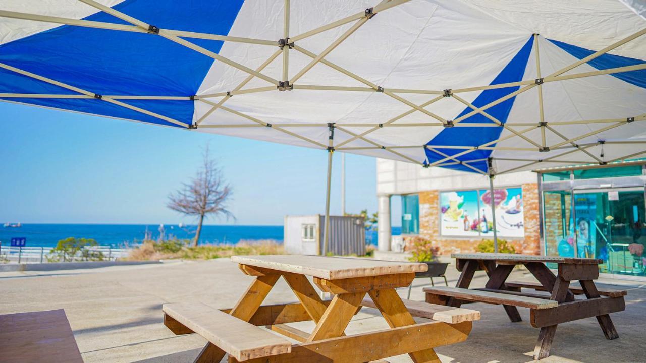 Mangsang Beach Pension Gangneung Exterior photo