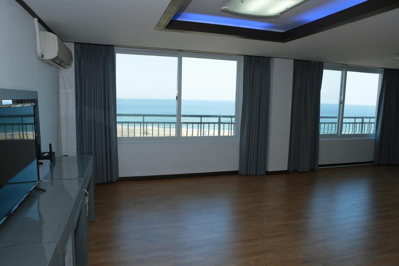 Mangsang Beach Pension Gangneung Exterior photo